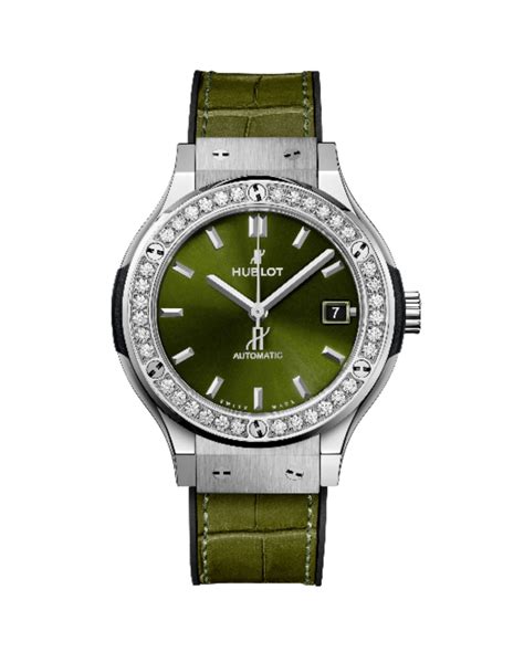 Classic Fusion Titanium Green Diamonds 38 mm 